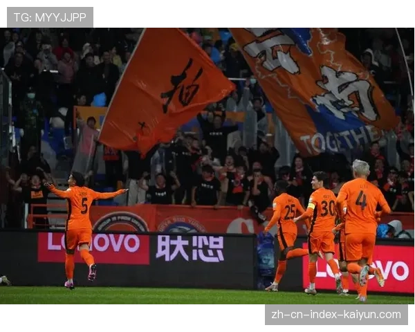 云南玉昆开场闪电战得手 山东泰山防线注意力不集中